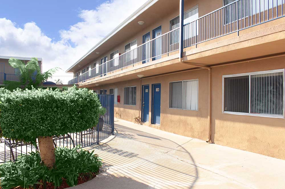 Take a tour today and view Outside 5 for yourself at the The Gondolier Apartments